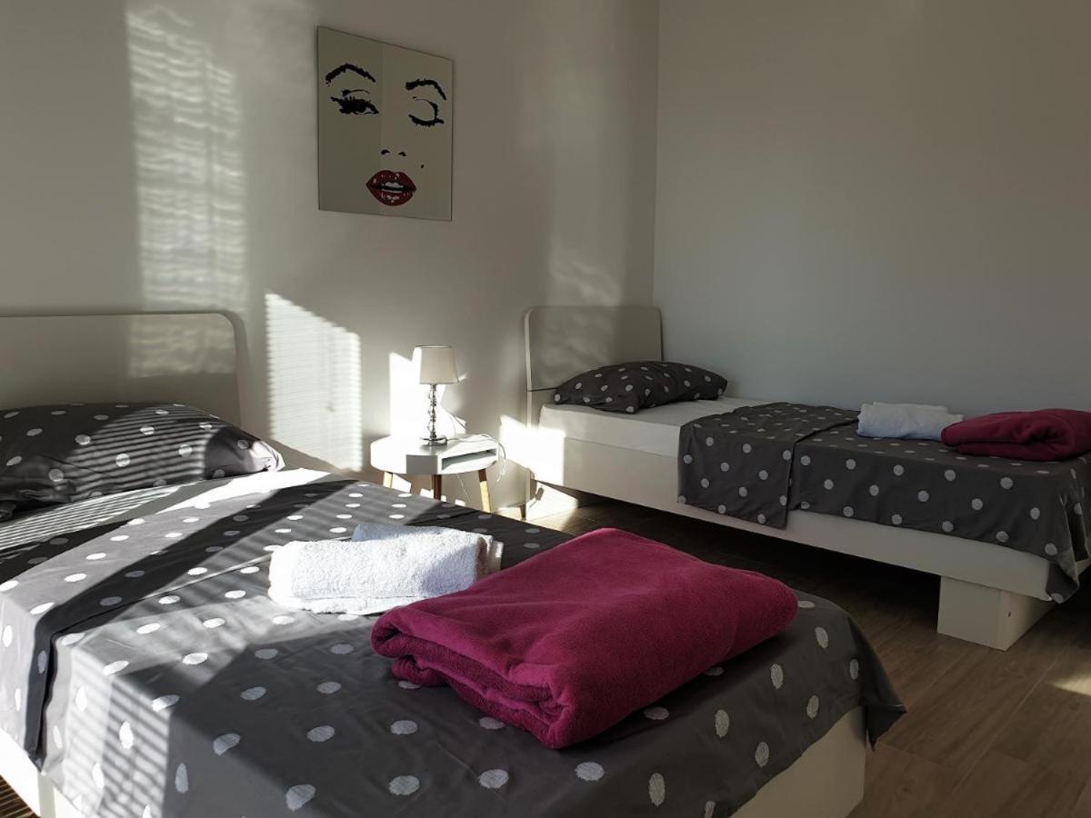 Premium Apartments Adore Novalja Eksteriør bilde