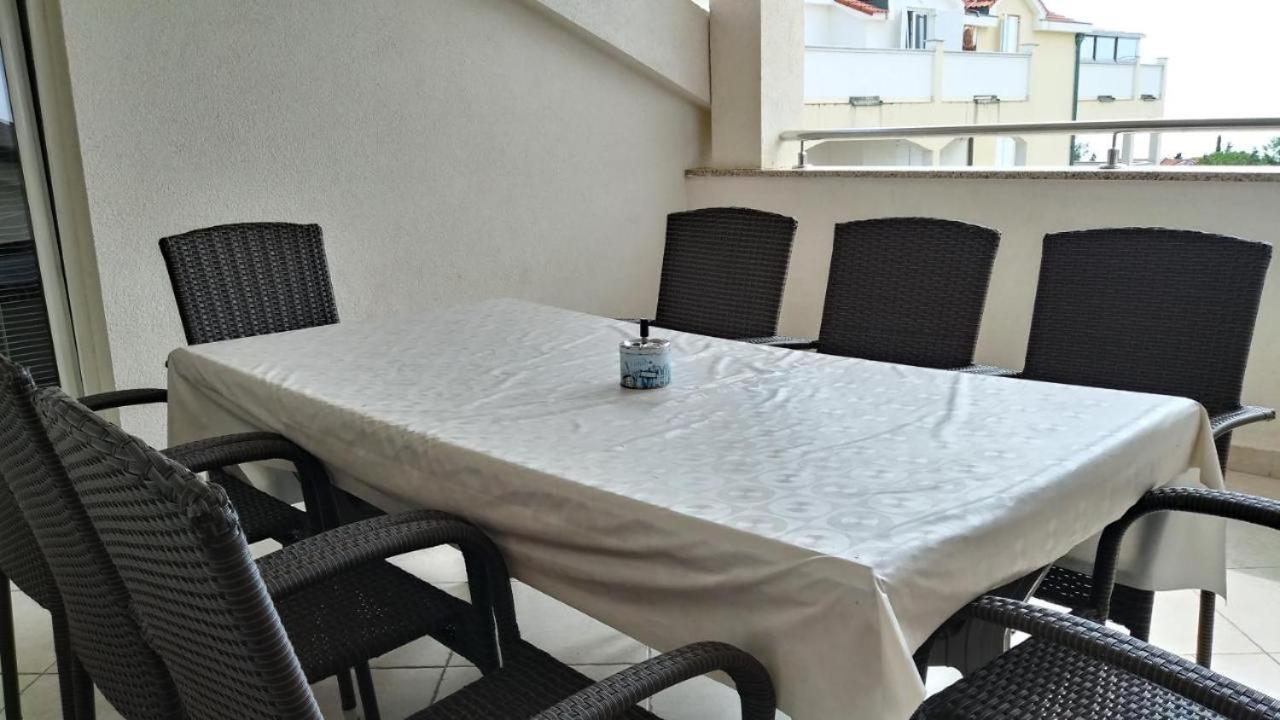Premium Apartments Adore Novalja Eksteriør bilde