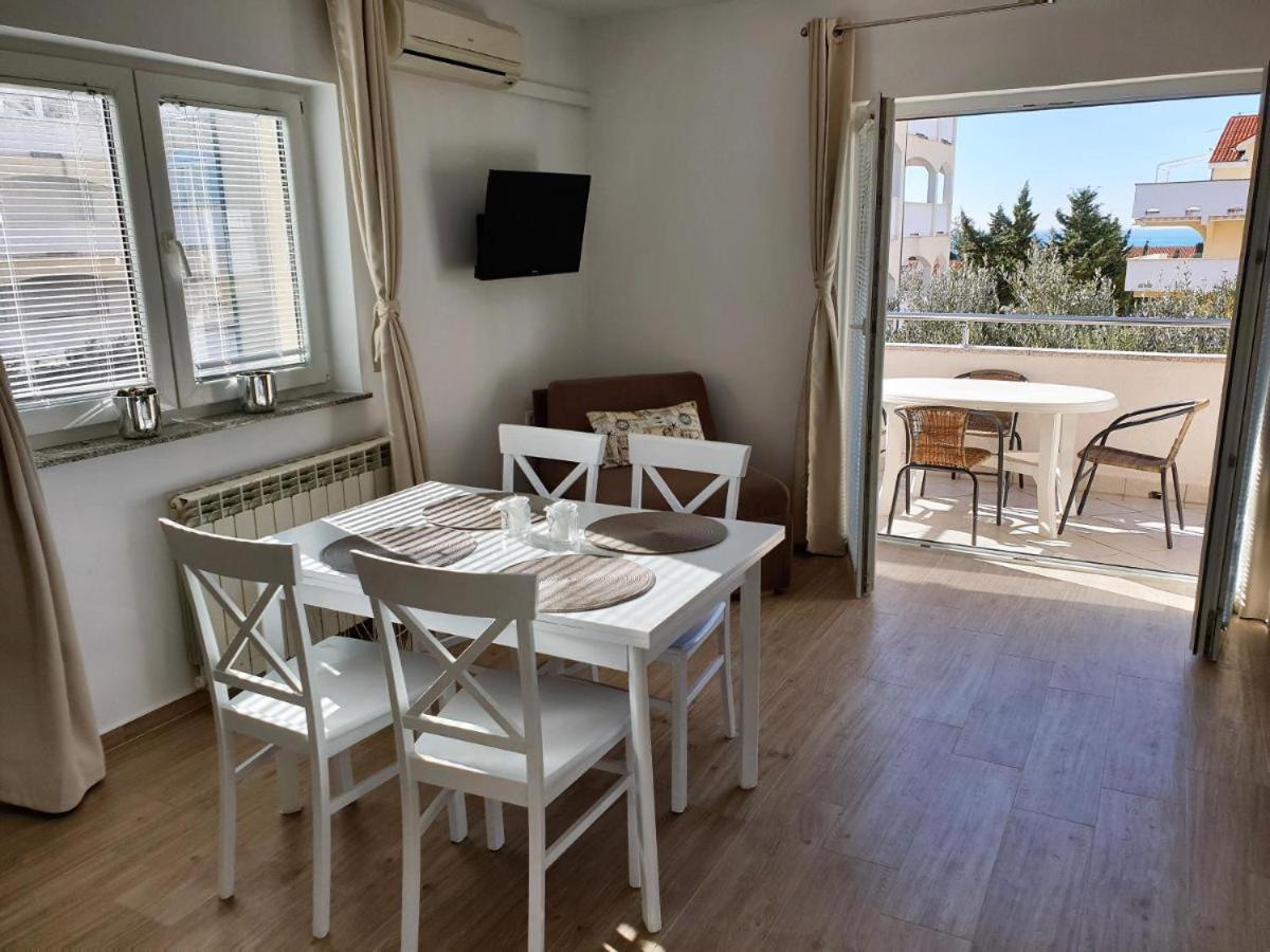 Premium Apartments Adore Novalja Eksteriør bilde