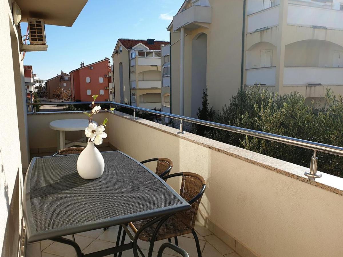 Premium Apartments Adore Novalja Eksteriør bilde