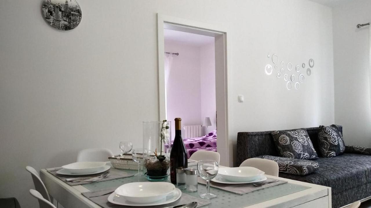 Premium Apartments Adore Novalja Eksteriør bilde