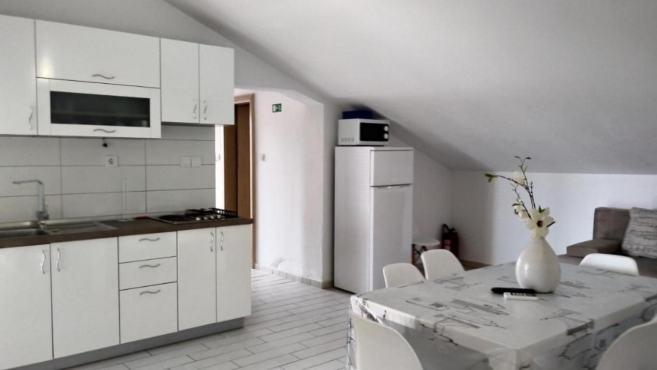Premium Apartments Adore Novalja Eksteriør bilde