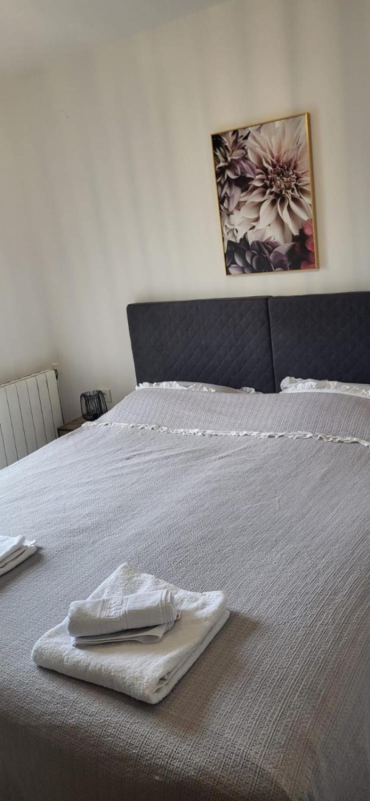 Premium Apartments Adore Novalja Eksteriør bilde